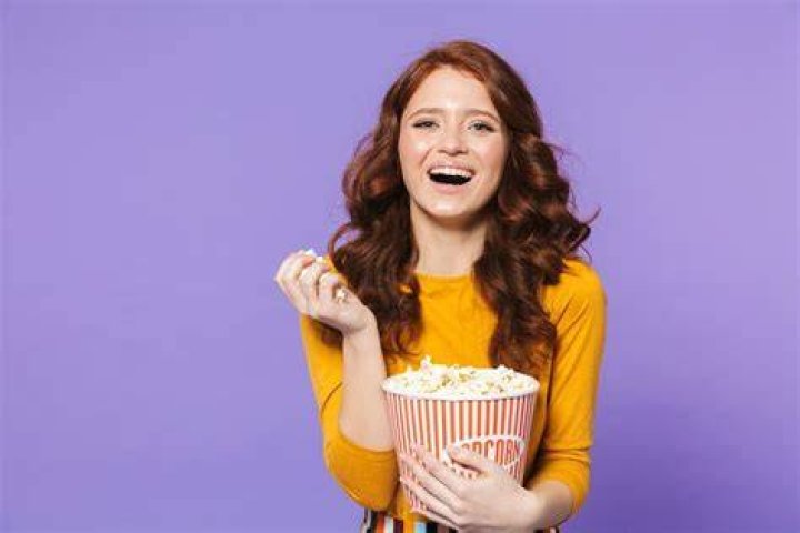 Can you eat popcorn with a permanent retainer?