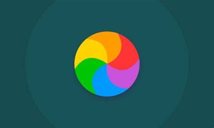 How do you stop the swirling rainbow on a Mac?