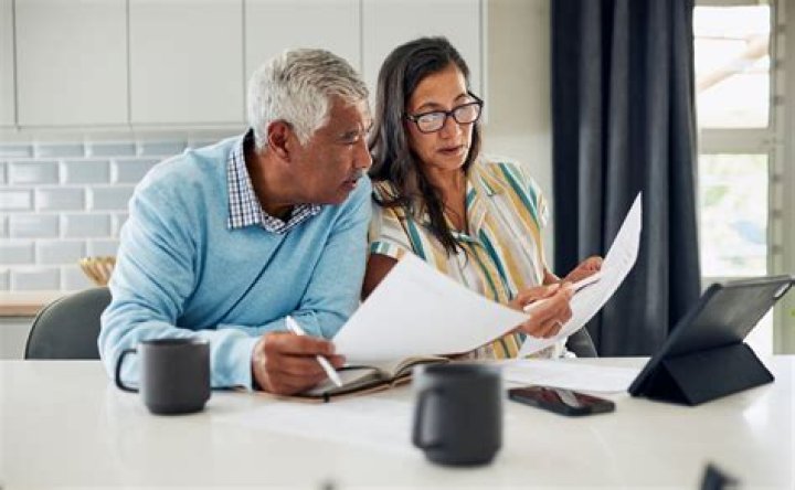 What does the average couple make in Social Security?